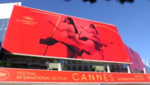 Affiche officielle du 70è festival de Cannes, 2017. © Bronx (Paris), photo: C. Cardinale ©Arichivio Cameraphoto Epoche/Getty Images. Identité visuelle :Philippe Savoir – Filifox.