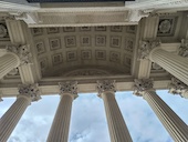 Plafond-extérieur-église-de-la-Madeleine-détail